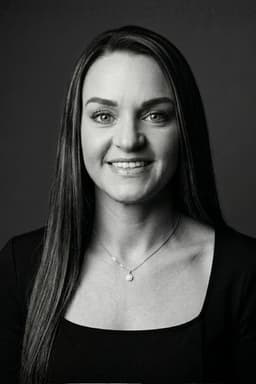 Samantha Callister, LMSW, CASAC-M clinical reviewer